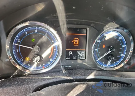 2018 Toyota Corolla L z USA, uszkodzony, nr VIN 2T1BURHE7JC052864